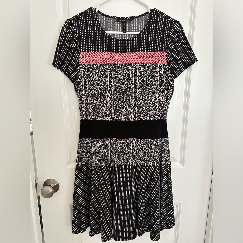 BCBG MaxAzria Short Sleeve Aztec Pattern Dress Busines